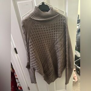 NWOT Super cute turtleneck oversized sweater, waffle pattern